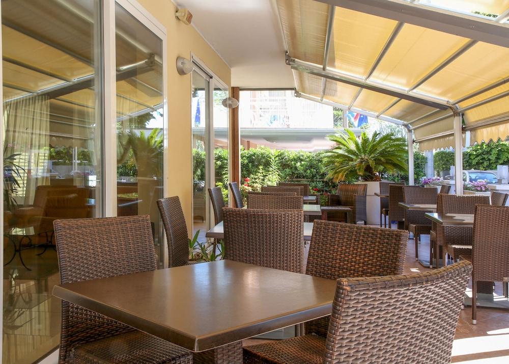 Hotel Elisir Rimini Exterior photo